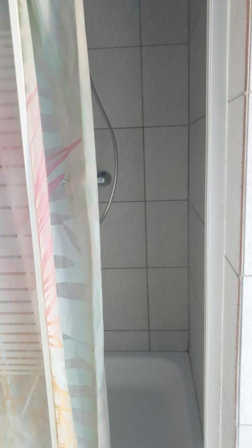 Isas Hostel เบอร์ลิน ภายนอก รูปภาพ