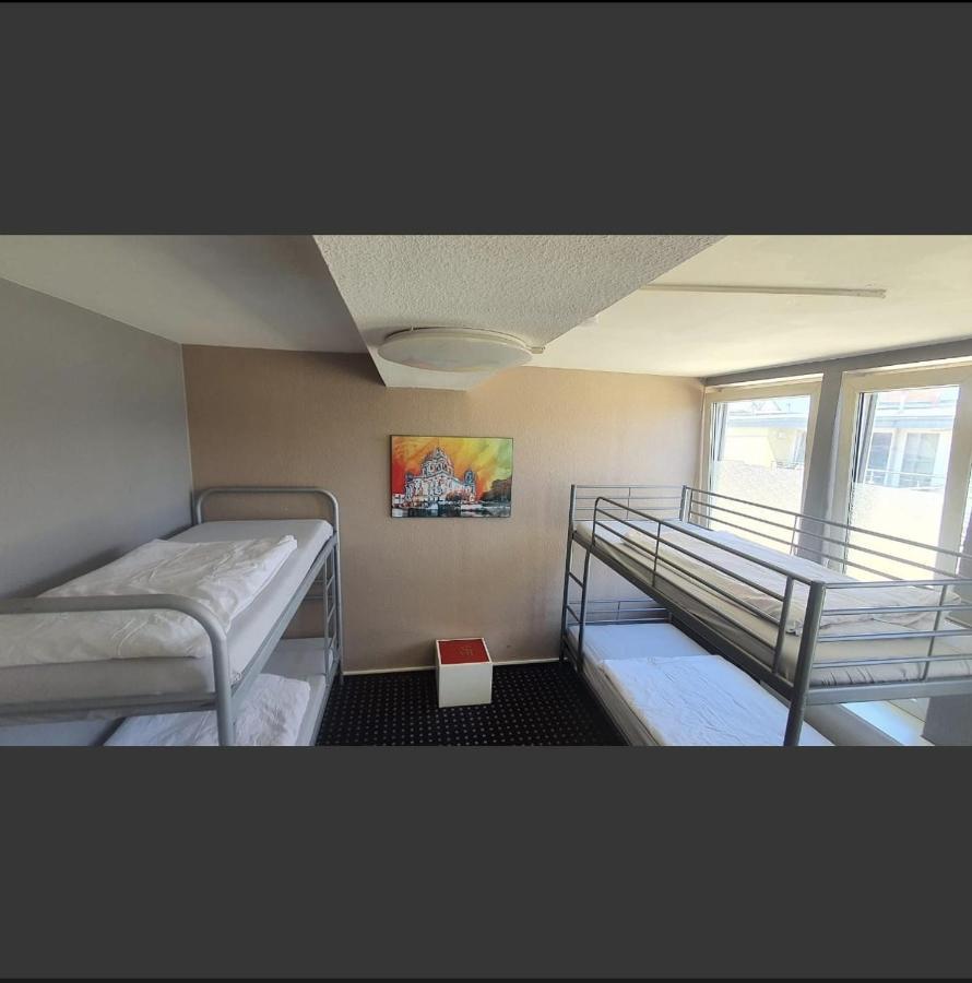 Isas Hostel เบอร์ลิน ภายนอก รูปภาพ