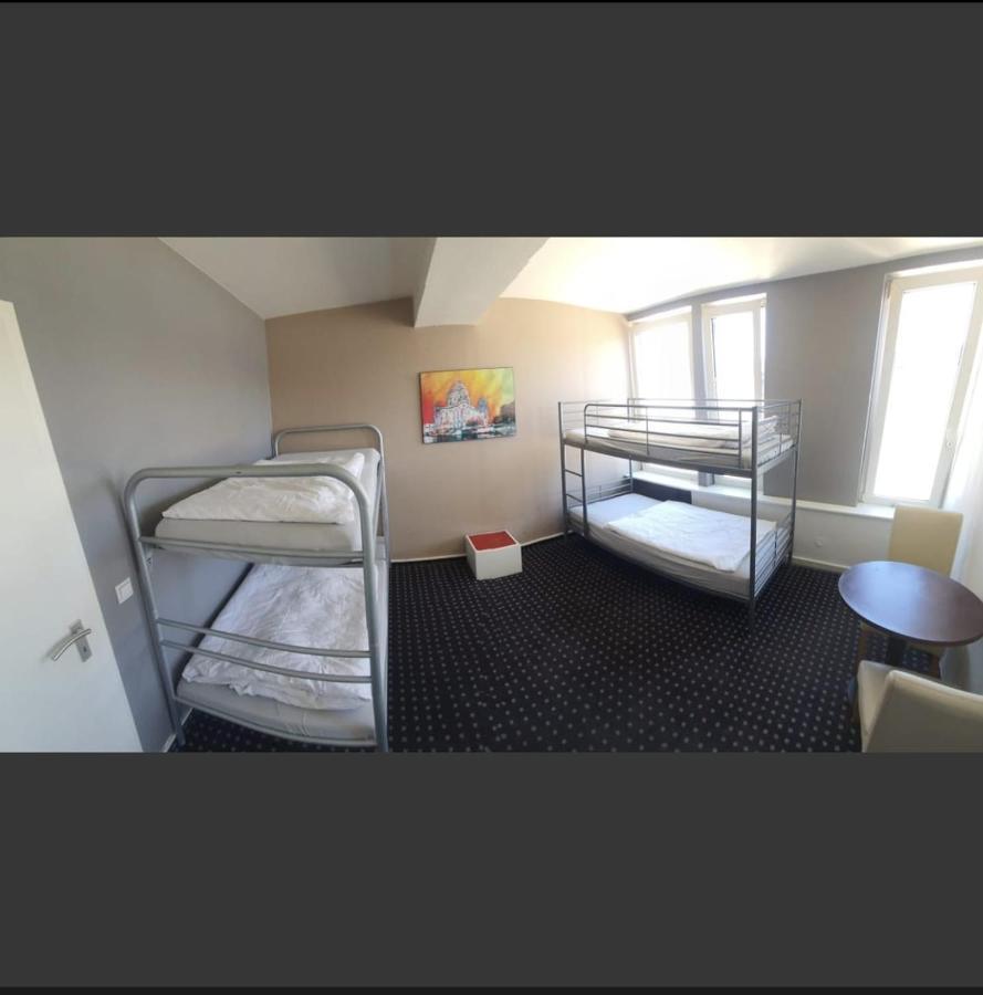 Isas Hostel เบอร์ลิน ภายนอก รูปภาพ