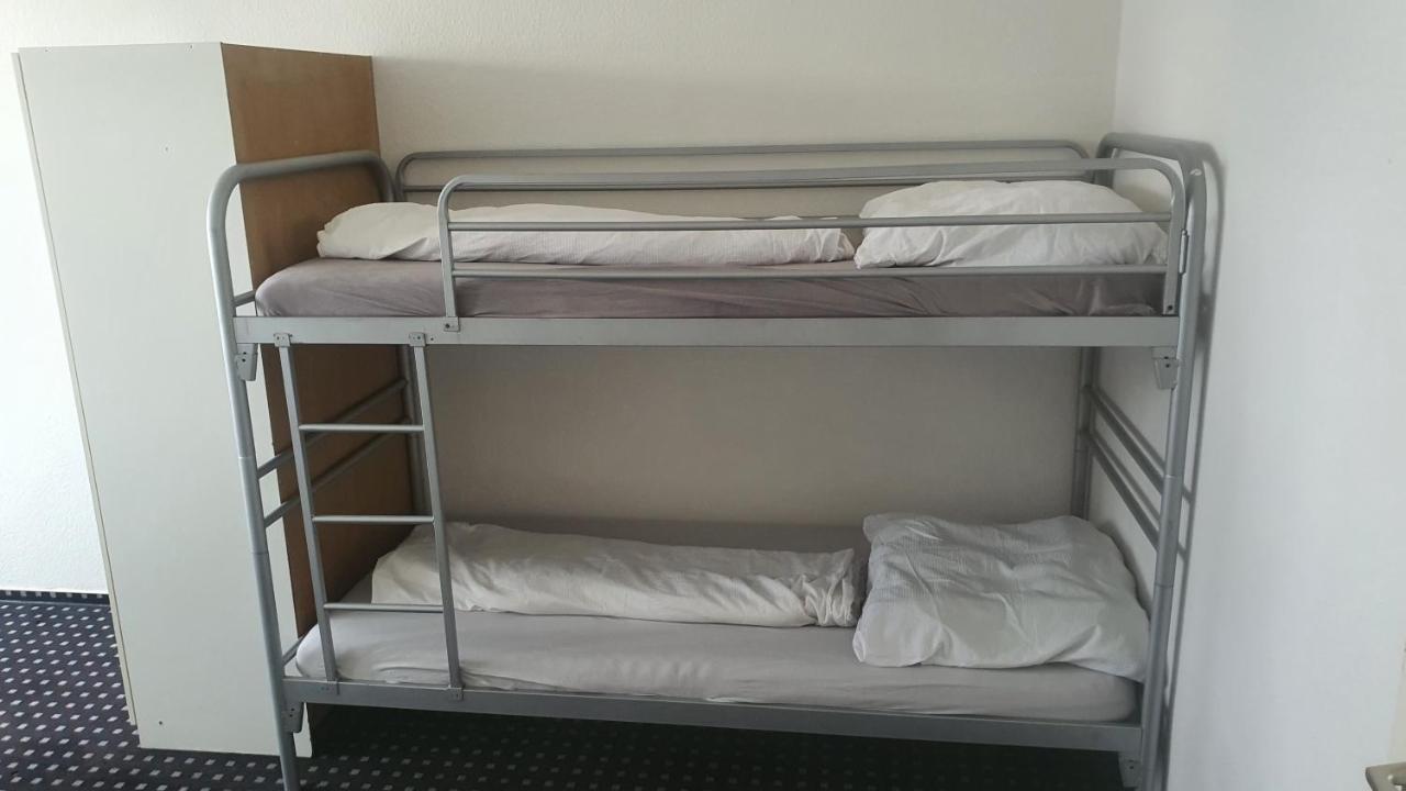 Isas Hostel เบอร์ลิน ภายนอก รูปภาพ