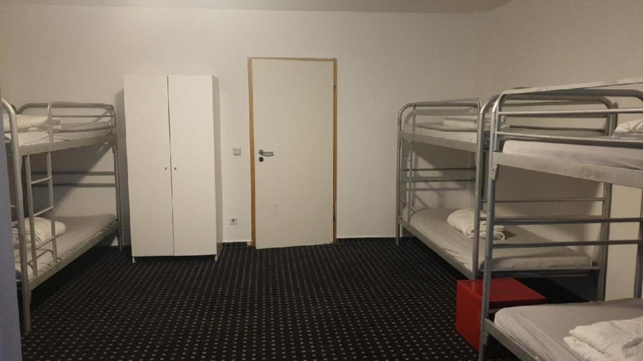 Isas Hostel เบอร์ลิน ภายนอก รูปภาพ