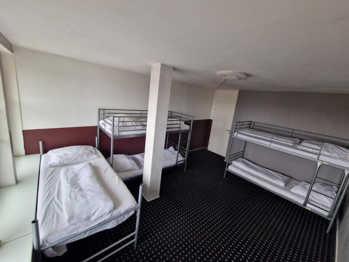 Isas Hostel เบอร์ลิน ภายนอก รูปภาพ